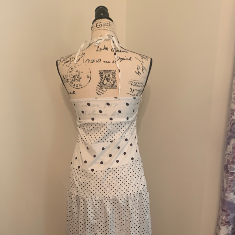 Elegant Polka Dot Maxi Dress (White & Black) - Picture 9 of 16